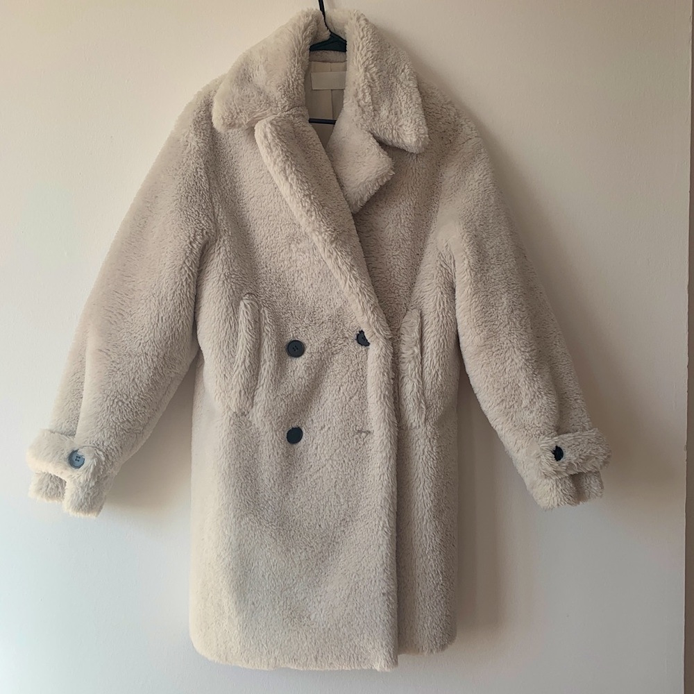 Soft Eco-fur faux fur Coat in Cream